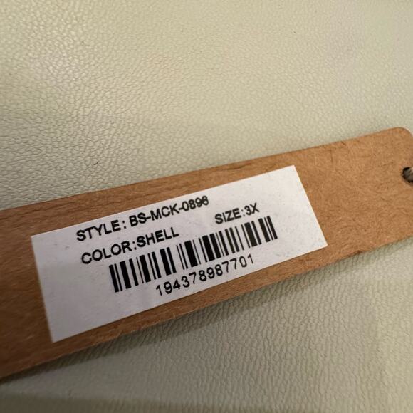 SKIMS NWT Size 3X Women's Mock Neck Long Sleeve Faux Leather Bodysuit In Shell - Picture 5 of 7